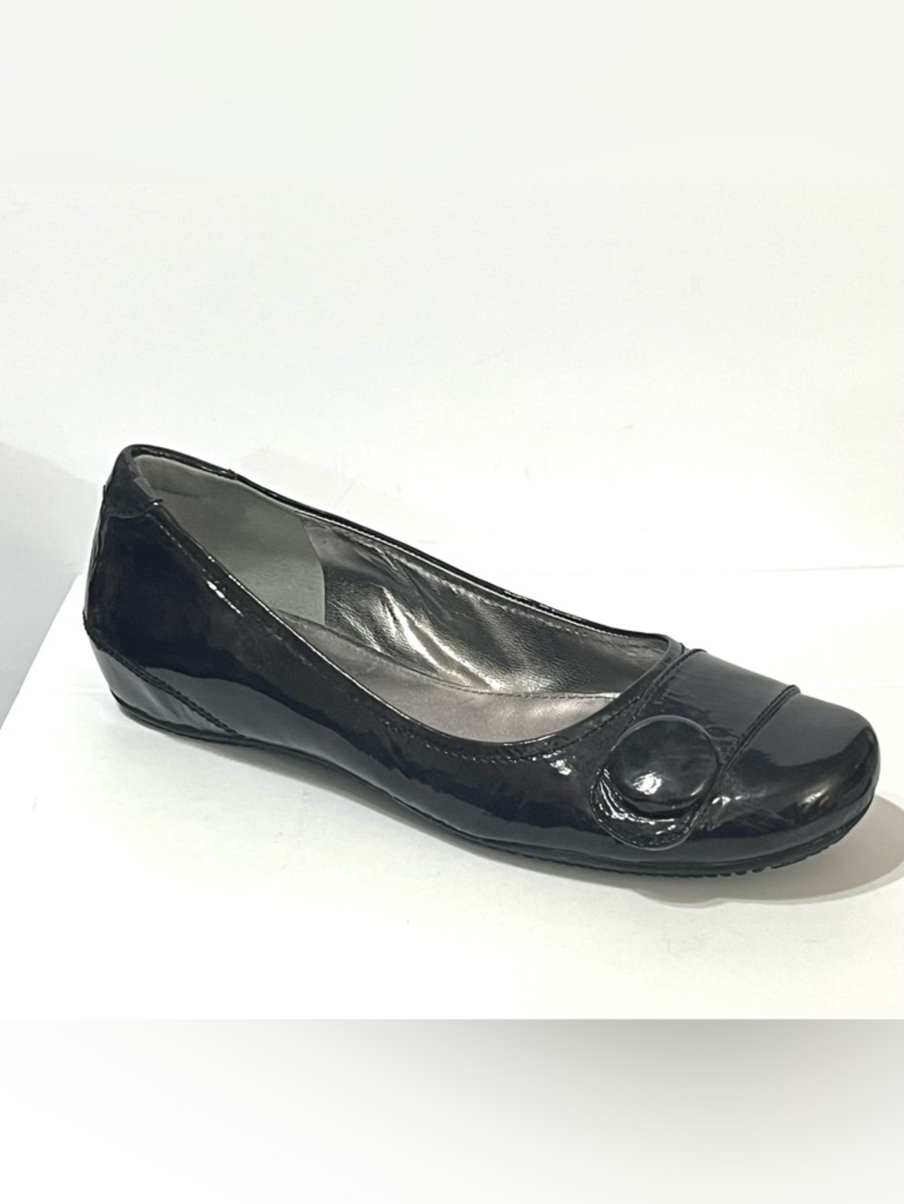 ECCO Bouillon Black Patent Shoes Wedge Flats Crinkle Look Button 10/10.5 US